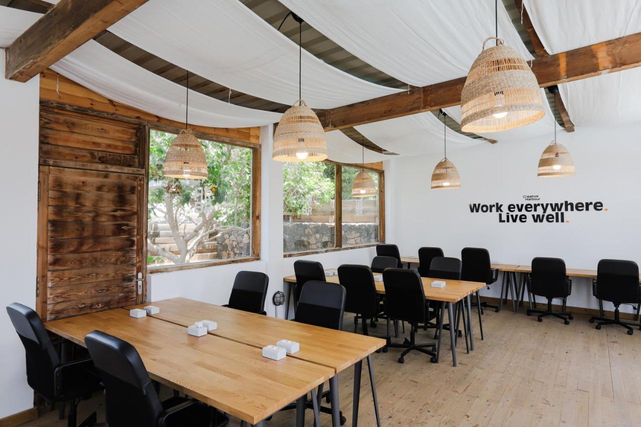 Creative Harbour Fuerteventura Hostel Lajares Exterior photo